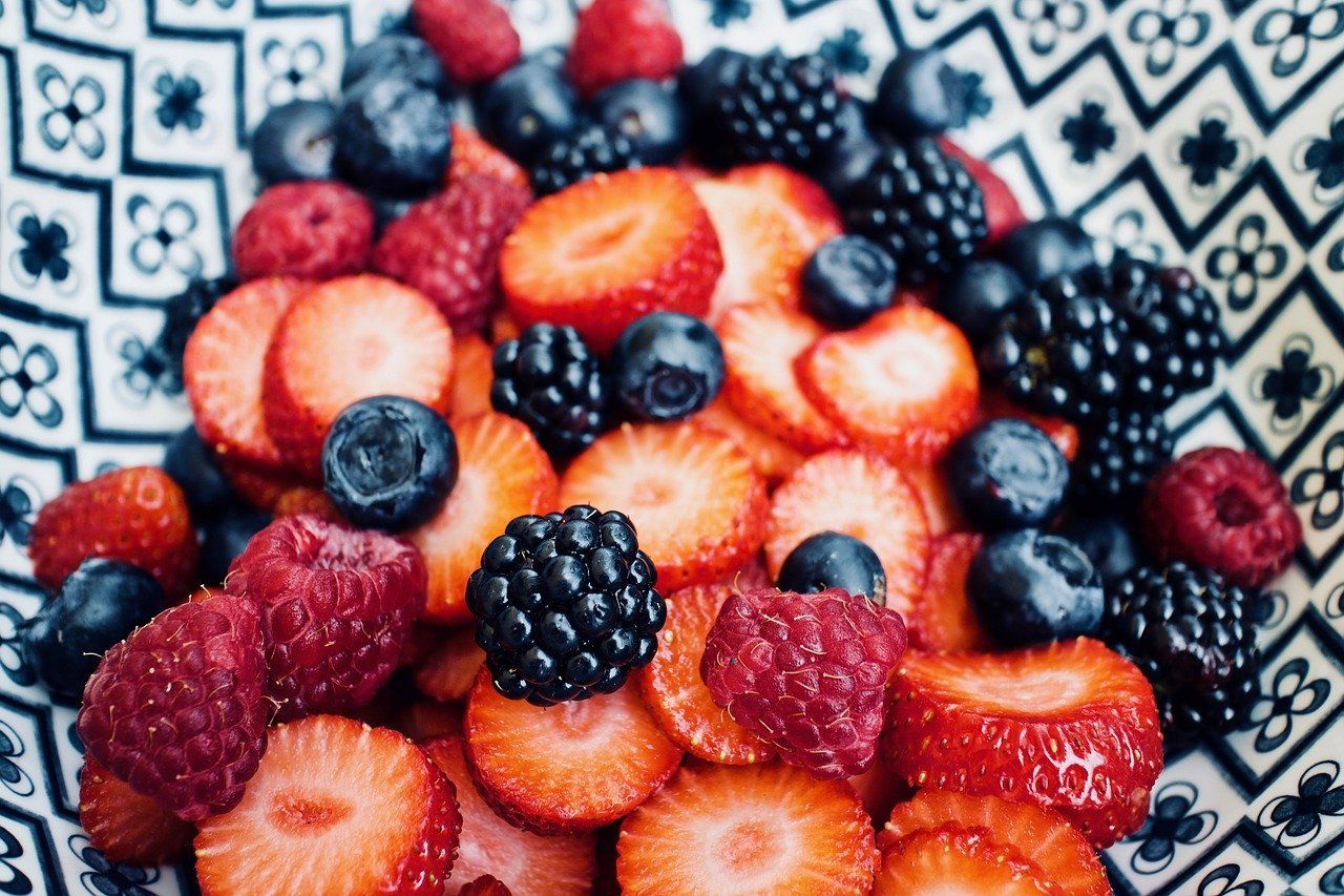 Jaką rolę pełnią owoce w diecie?