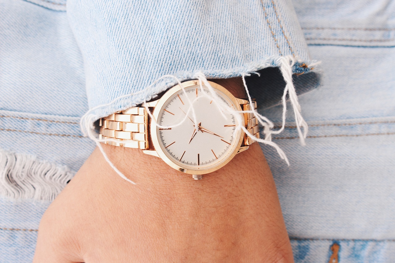 Do jakich stylizacji pasują zegarki na bransolecie?