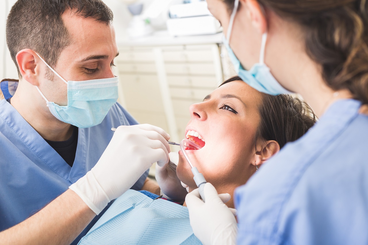 Kiedy warto udać się do stomatologa?