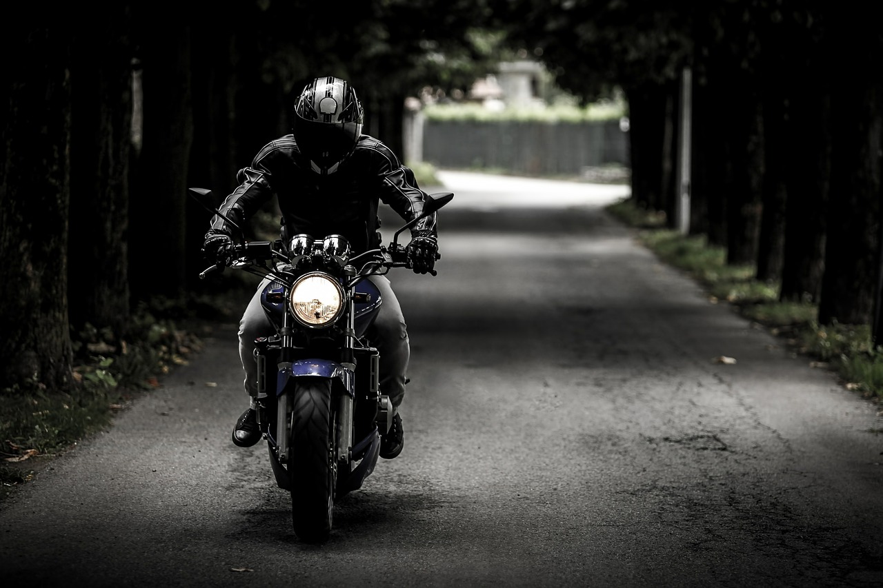 Dlaczego warto się zdecydować na zakup motocykla?